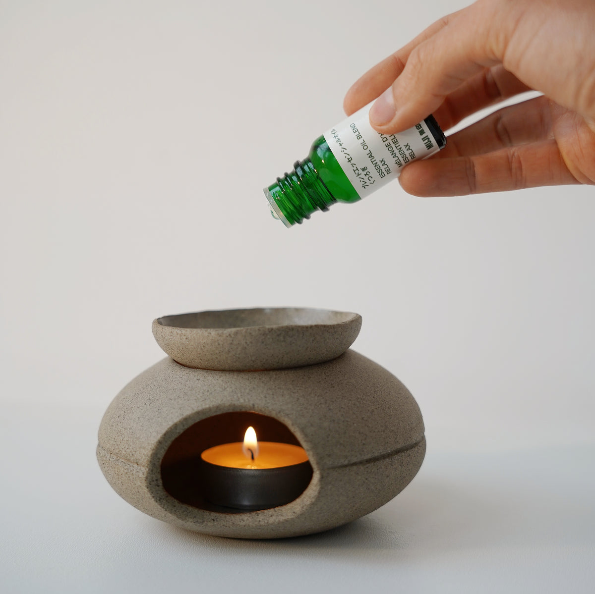 Öl-Duft-Diffuser aus Keramik handgeformt aus grauem Steinzeugton - Aromatherapie